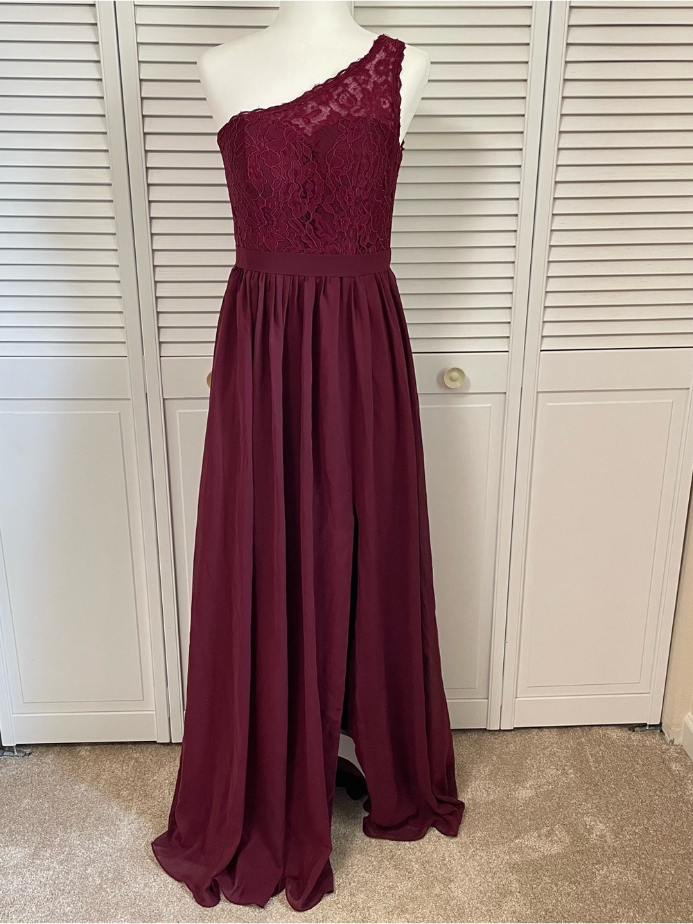 Burgundy Long Maxi Lace Chiffon One Shoulder Dress Women’s 6 Slit Bridesmaid